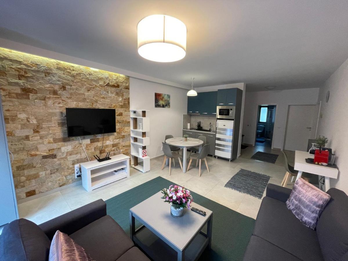 Castle Residence Apt. Zamorei Buşteni Eksteriør billede